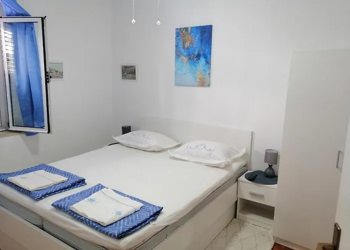 With Parking Space - 21353 Apartment